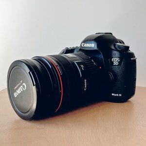 Canon EOS 5D Mark III 22.3MP